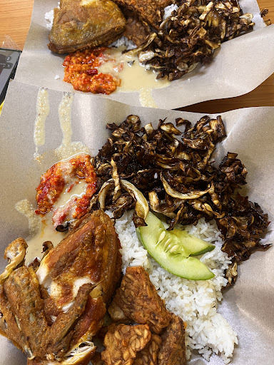 AYAM GEPUK TRADISIONAL ANTARA GAPI