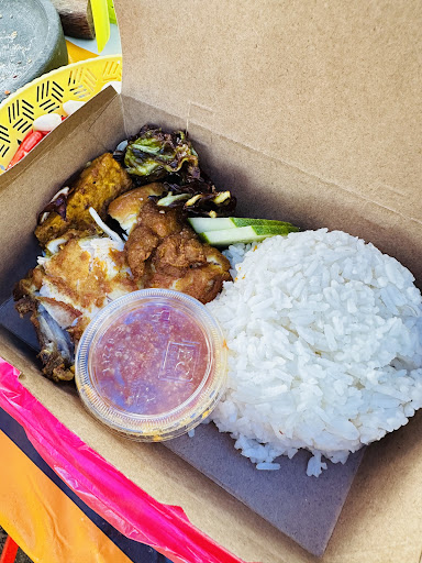Ayam Gepuk AZ Pinggiran Batu Caves