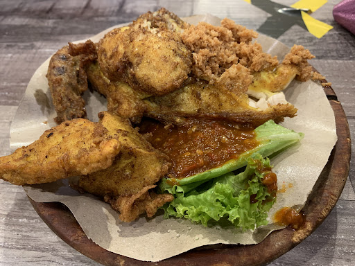 PENYETPENYET AEON KOTA BHARU
