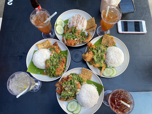 Warung Khaza "Ayam Geprek Sambal Hijau"