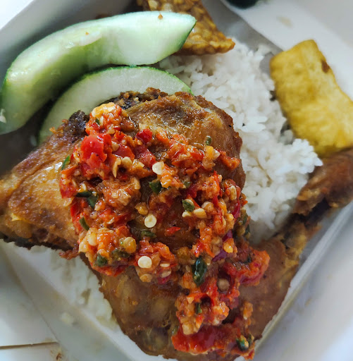 Ayam Gepuk Jogja Pak Ery Kulim