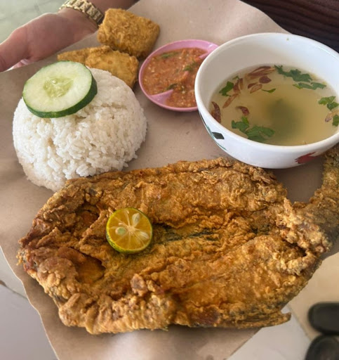 AYAM GEPUK