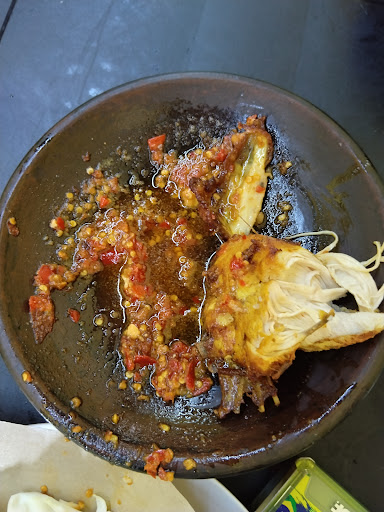 AYAM GEPUK SAMBAL BAKAR PAK ISUN