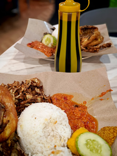 Ayam Gepuk Top Global • Ayer Keroh